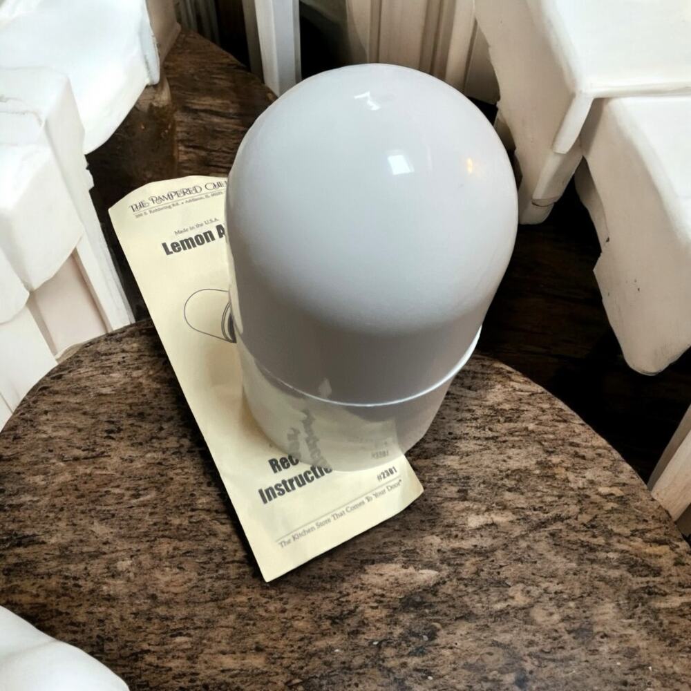 Pampered Chef Lemon Aid Citrus Juice Extractor 2301 Manual Juicer Kitchen Tool